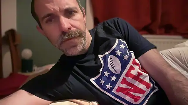 Snapshot of Brianjonest chatting on 02-08-26, 09:07 Brianjonest online show from 02-08-26, 09:07