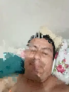 Snapshot of walwan85 chatting on 01-06-26, 01:20 walwan85 online show from 01-06-26, 01:20