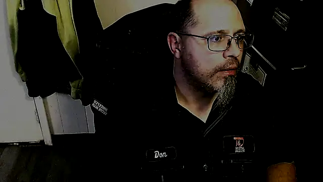 KrazyLegz online show from 11-24-25, 11:04