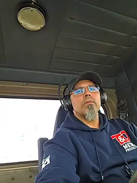 KrazyLegz online show from 03-27-26, 05:34