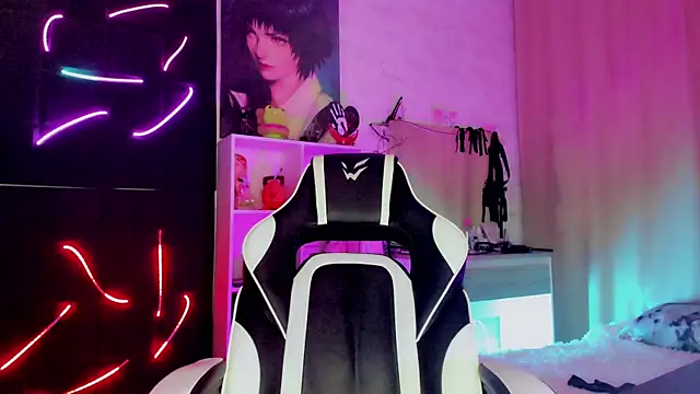 Snapshot of snake__bites chatting on 10-06-25, 10:07 snake bites online show from 10-06-25, 10:07