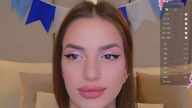 Snapshot of BellaHalles chatting on 10-01-25, 06:08 BellaHalles online show from 10-01-25, 06:08