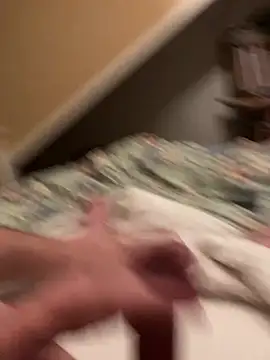 Snapshot of LivingLegend1978 chatting on 01-12-26, 11:43 LivingLegend1978 online show from 01-12-26, 11:43