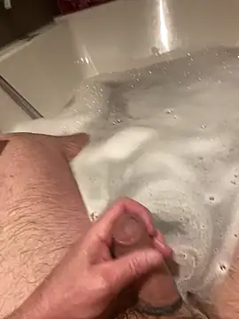 Snapshot of LivingLegend1978 chatting on 02-27-26, 06:41 LivingLegend1978 online show from 02-27-26, 06:41