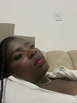 LoveQueen2 online show from 02-06-25, 09:49