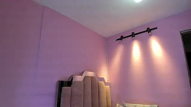 LoveQueen2 online show from 10-14-25, 12:06