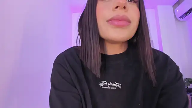 emelie 89 online show from 02-03-25, 01:40