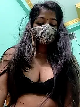 Snapshot of Monalisa_Singh chatting on 01-07-25, 05:31 Monalisa Singh online show from 01-07-25, 05:31