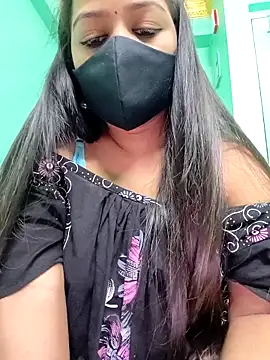 Snapshot of Monalisa_Singh chatting on 10-15-25, 05:13 Monalisa Singh online show from 10-15-25, 05:13