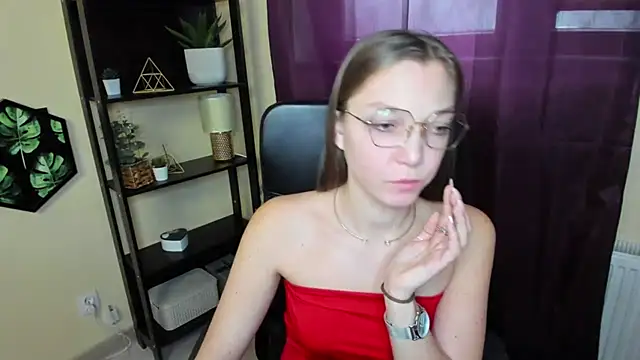 EmillyPlay online show from 03-11-25, 12:50