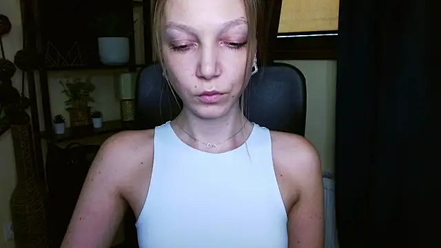 EmillyPlay online show from 02-23-26, 12:57