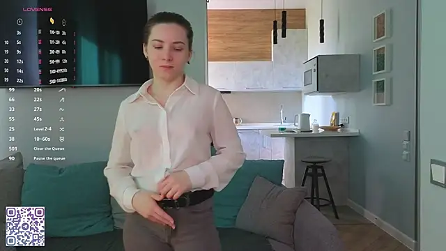 Snapshot of DonnaBurkee chatting on 05-05-26, 04:09 DonnaBurkee online show from 05-05-26, 04:09
