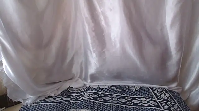 Burberrry  online show from 04-09-26, 06:41