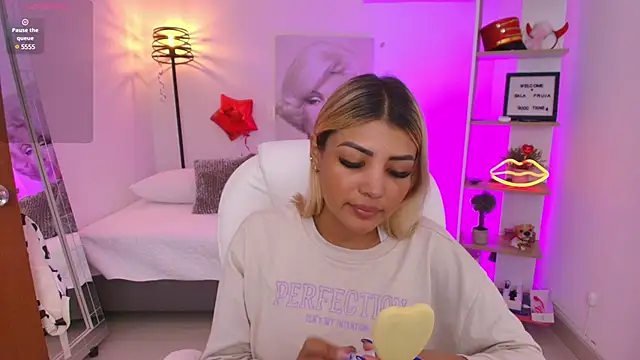 SALOOMEE   online show from 03-17-25, 11:53