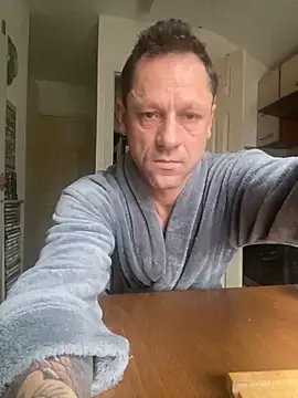 Yourhotboy 42 online show from 02-04-25, 02:21