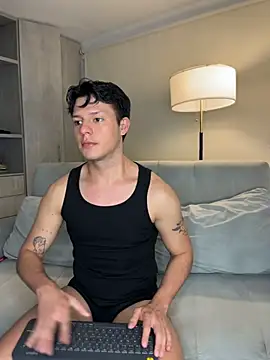 Snapshot of Alexxblue chatting on 02-17-26, 03:25 Alexxblue online show from 02-17-26, 03:25