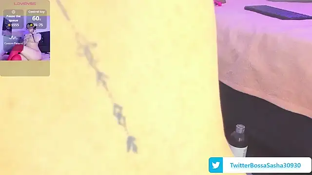 Snapshot of Sasha-sweet chatting on 06-15-26, 03:20 Sasha-sweet online show from 06-15-26, 03:20