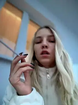 Snapshot of Adelina0001 chatting on 12-04-24, 01:58 Adelina0001 online show from 12-04-24, 01:58