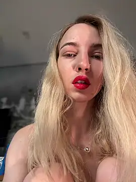 Snapshot of Adelina0001 chatting on 02-19-25, 02:12 Adelina0001 online show from 02-19-25, 02:12