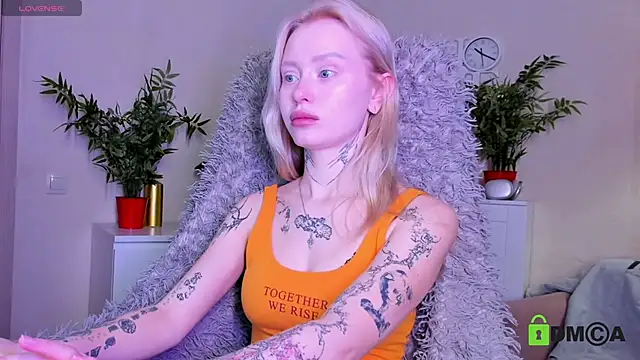 MalenaErnman online show from 12-08-24, 10:41