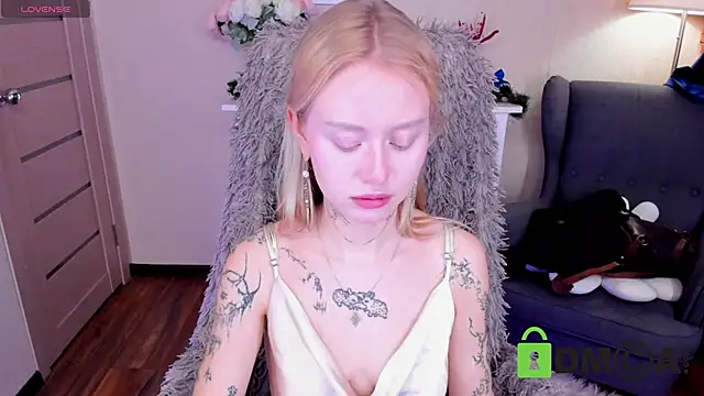 MalenaErnman online show from 01-12-25, 10:34