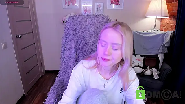 MalenaErnman online show from 01-20-25, 10:18