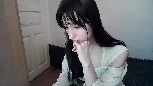 ElizaSwon online show from 09-13-25, 03:12