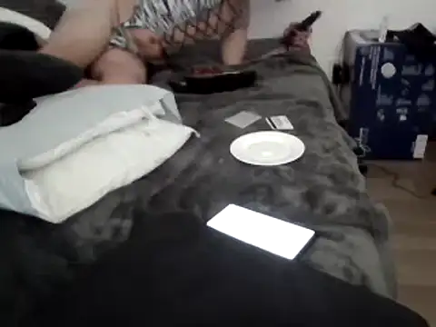 Iliketocooksquirt25 online show from 02-11-25, 04:02