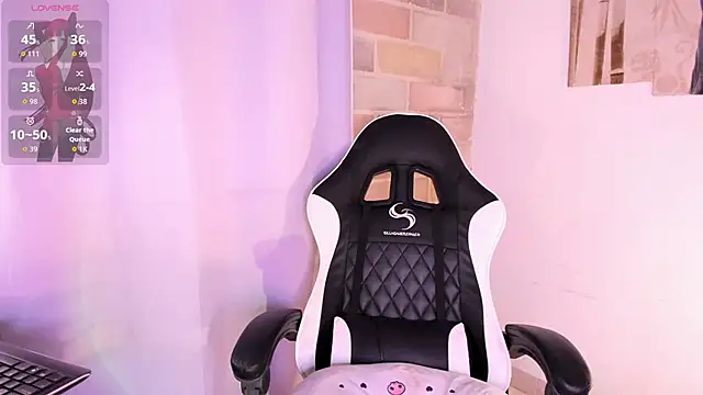 Im Scarlet online show from 10-01-25, 10:05