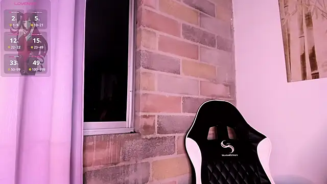 Im Scarlet online show from 10-22-25, 11:04