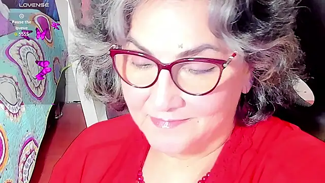 cataleya mom online show from 10-17-25, 08:44