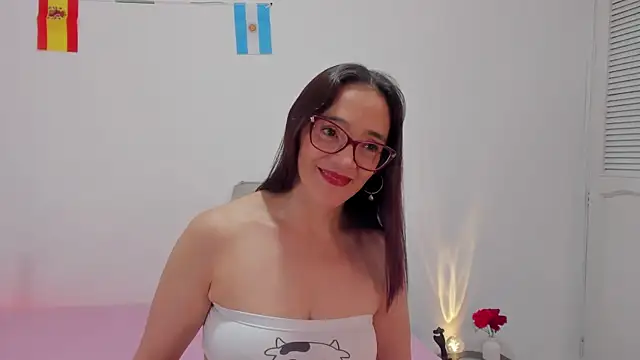 Snapshot of Jessica_Herrera_ chatting on 07-18-26, 01:15 Jessica Herrera online show from 07-18-26, 01:15