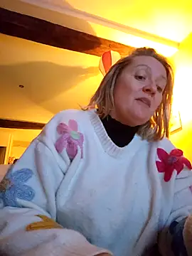 lady charlyne online show from 12-10-24, 07:00