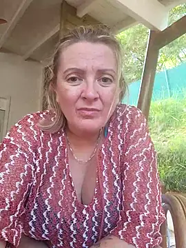 lady charlyne online show from 01-17-25, 02:39