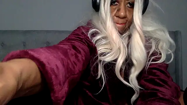 BreanaDivine online show from 12-19-24, 03:30