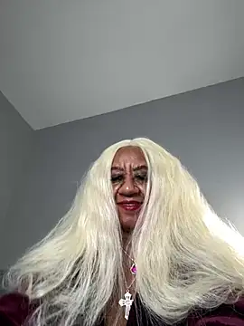 BreanaDivine online show from 02-16-25, 04:21