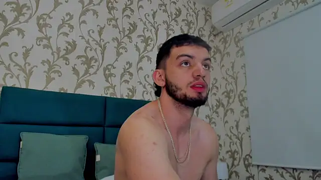 Michael magno online show from 12-20-24, 01:43