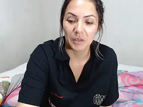 Chantal hott online show from 01-10-25, 06:20