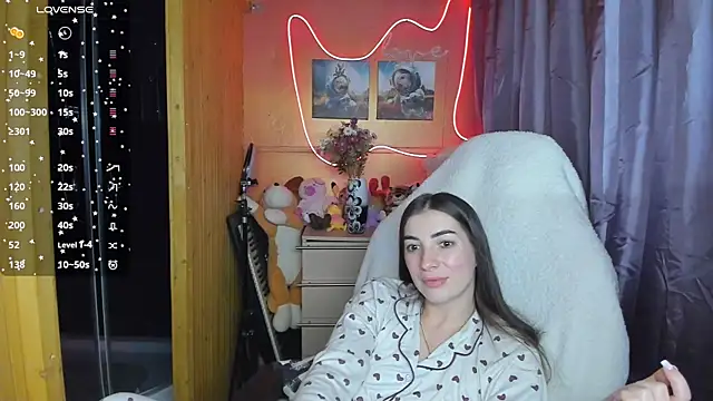 Snapshot of Fiery_Brunette_ chatting on 03-12-25, 11:31 Fiery Brunette  online show from 03-12-25, 11:31