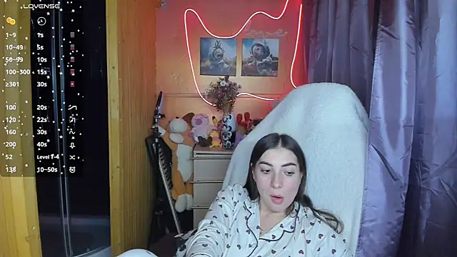 Snapshot of Fiery_Brunette_ chatting on 03-12-25, 02:34 Fiery Brunette  online show from 03-12-25, 02:34