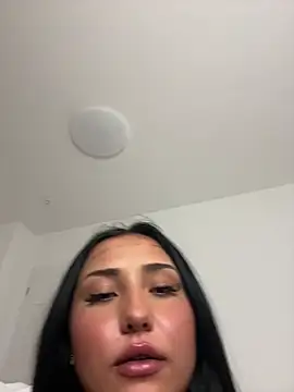 Snapshot of Coco-Love chatting on 02-21-25, 10:15 Coco-Love online show from 02-21-25, 10:15