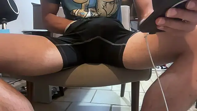 Snapshot of Phillydick168 chatting on 09-26-25, 05:06 Phillydick168 online show from 09-26-25, 05:06