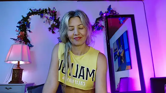 Snapshot of alana_valdiri chatting on 12-29-24, 07:22 alana valdiri online show from 12-29-24, 07:22