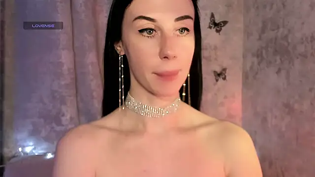 Snapshot of elena_addiction chatting on 06-08-26, 05:24 elena addiction online show from 06-08-26, 05:24