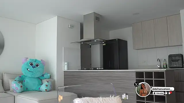 Daihanwatson  online show from 04-21-26, 09:06