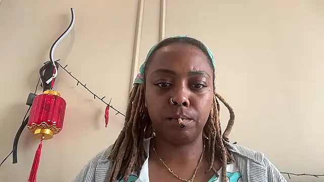 ChocolateCakeQueen online show from 02-21-25, 03:10