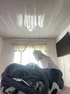 hannahb-e online show from 02-25-26, 01:10