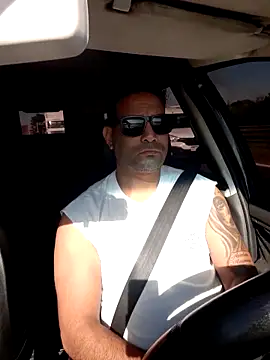 hecwil8 online show from 11-28-25, 11:24