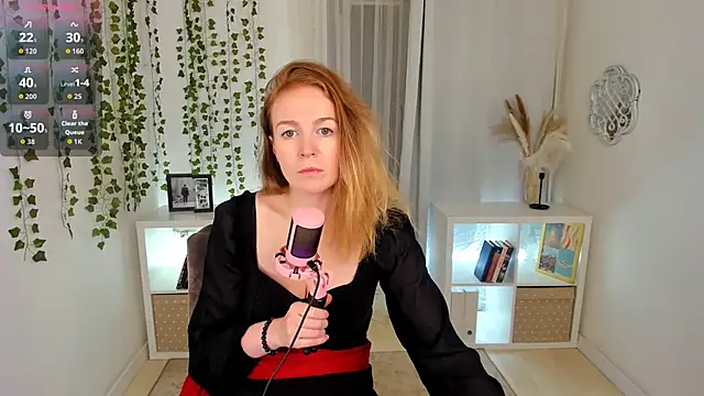 Snapshot of Asha_Glooom chatting on 10-14-25, 06:20 Asha Glooom online show from 10-14-25, 06:20