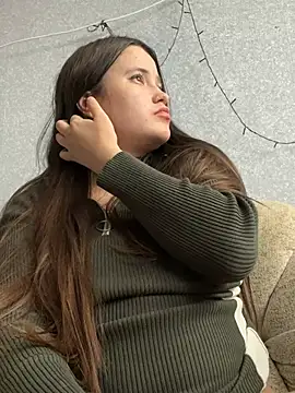 Angel  lika online show from 02-12-25, 09:42